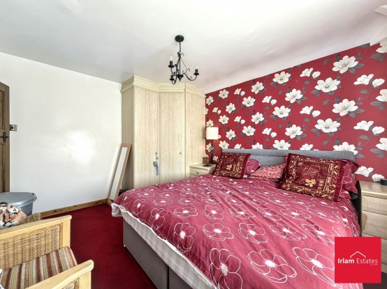 Images for Vicarage Road, Irlam, M44 EAID:3405264228 BID:2714ea13-4875-41c2-9250-130c9b5cb2ff