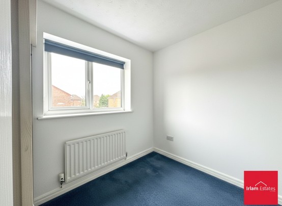 Images for Sunflower Meadow, Irlam, M44 EAID:3405264228 BID:2714ea13-4875-41c2-9250-130c9b5cb2ff