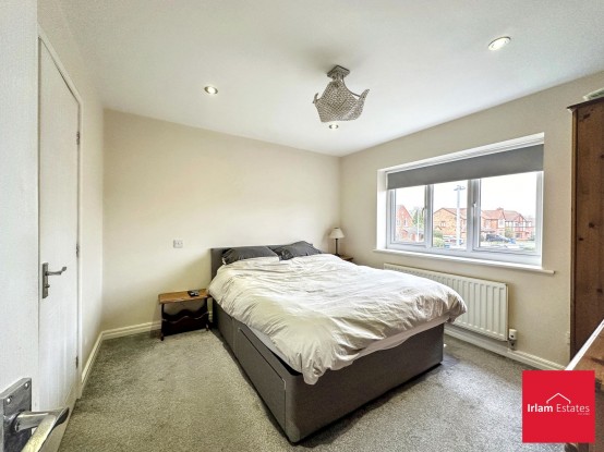 Images for Sunflower Meadow, Irlam, M44 EAID:3405264228 BID:2714ea13-4875-41c2-9250-130c9b5cb2ff