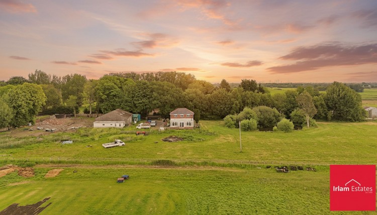 Images for Astley Road, Irlam, M44 EAID:3405264228 BID:2714ea13-4875-41c2-9250-130c9b5cb2ff