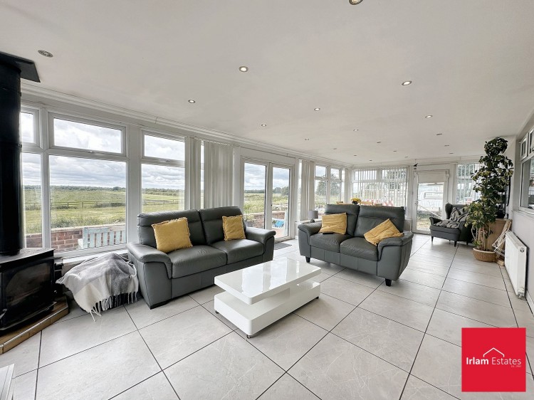 Images for Astley Road, Irlam, M44 EAID:3405264228 BID:2714ea13-4875-41c2-9250-130c9b5cb2ff