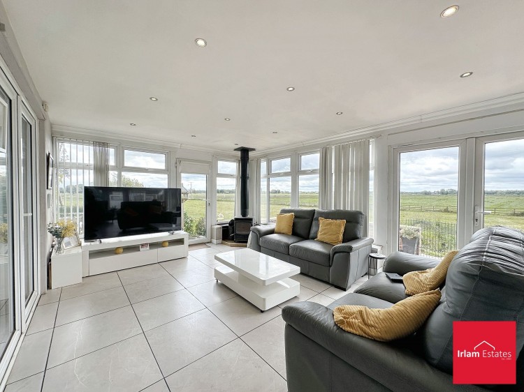 Images for Astley Road, Irlam, M44 EAID:3405264228 BID:2714ea13-4875-41c2-9250-130c9b5cb2ff