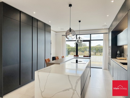 Images for Kay Lane, Lymm, WA13 EAID:3405264228 BID:2714ea13-4875-41c2-9250-130c9b5cb2ff