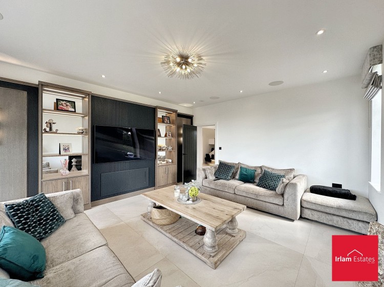 Images for Kay Lane, Lymm, WA13 EAID:3405264228 BID:2714ea13-4875-41c2-9250-130c9b5cb2ff