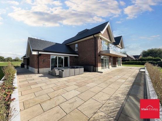 Images for Kay Lane, Lymm, WA13 EAID:3405264228 BID:2714ea13-4875-41c2-9250-130c9b5cb2ff