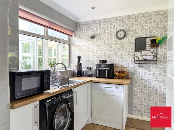 Images for Wyre Drive, Worsley, M28 EAID:3405264228 BID:2714ea13-4875-41c2-9250-130c9b5cb2ff