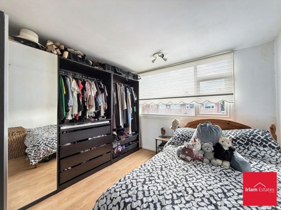 Images for Wyre Drive, Worsley, M28 EAID:3405264228 BID:2714ea13-4875-41c2-9250-130c9b5cb2ff