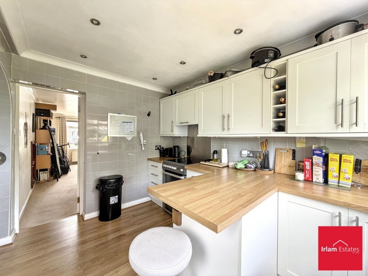Images for Wyre Drive, Worsley, M28 EAID:3405264228 BID:2714ea13-4875-41c2-9250-130c9b5cb2ff