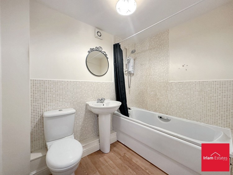Images for Dean Road, Cadishead, M44 EAID:3405264228 BID:2714ea13-4875-41c2-9250-130c9b5cb2ff