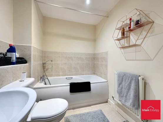 Images for Glenmuir Close, Irlam, M44 EAID:3405264228 BID:2714ea13-4875-41c2-9250-130c9b5cb2ff