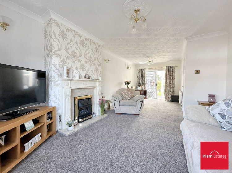 Images for Royden Avenue, Irlam, M44 EAID:3405264228 BID:2714ea13-4875-41c2-9250-130c9b5cb2ff