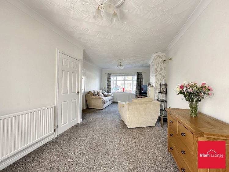 Images for Royden Avenue, Irlam, M44 EAID:3405264228 BID:2714ea13-4875-41c2-9250-130c9b5cb2ff