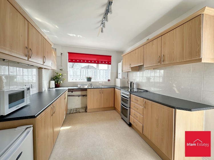 Images for Royden Avenue, Irlam, M44 EAID:3405264228 BID:2714ea13-4875-41c2-9250-130c9b5cb2ff