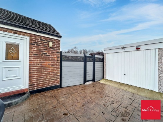 Images for Sunningdale Drive, Irlam, M44 EAID:3405264228 BID:2714ea13-4875-41c2-9250-130c9b5cb2ff