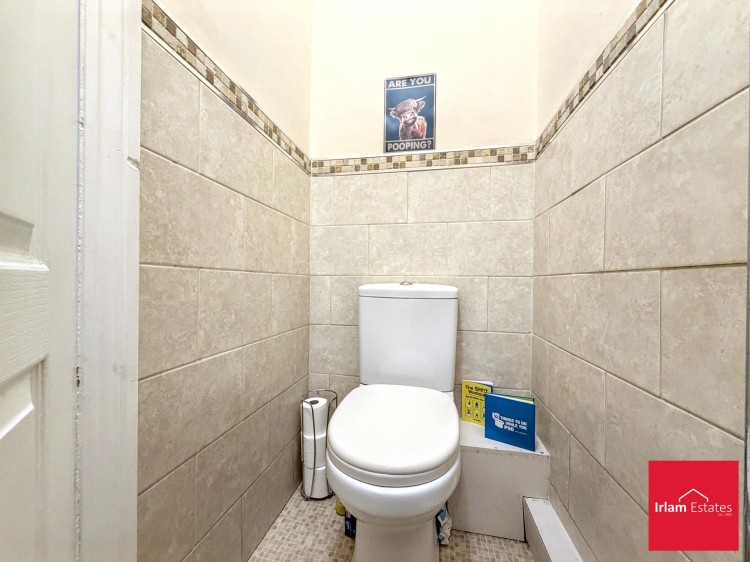 Images for Rose Crescent, Irlam, M44 EAID:3405264228 BID:2714ea13-4875-41c2-9250-130c9b5cb2ff