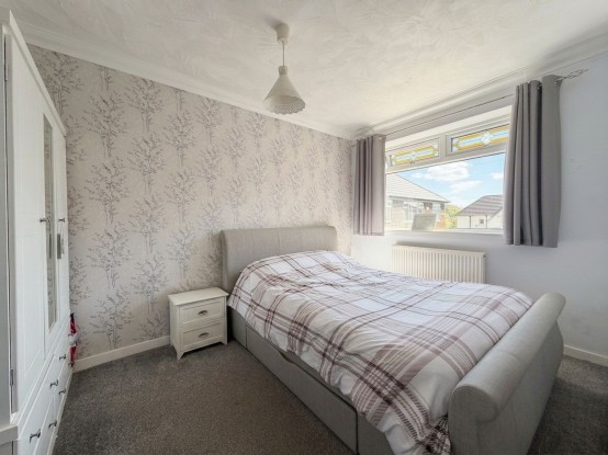 Images for Rose Crescent, Irlam, M44 EAID:3405264228 BID:2714ea13-4875-41c2-9250-130c9b5cb2ff