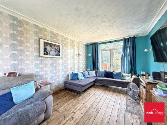 Images for Leyland Avenue, Irlam, M44 EAID:3405264228 BID:2714ea13-4875-41c2-9250-130c9b5cb2ff