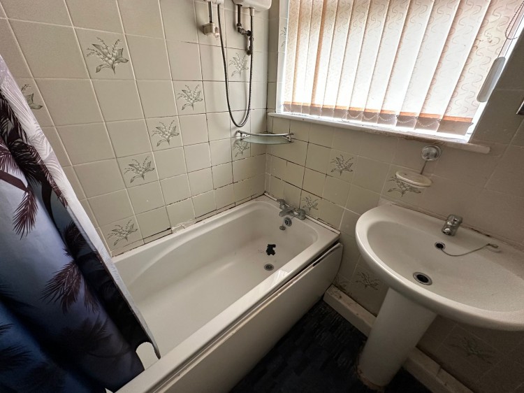 Images for Brereton Road, Eccles, M30 EAID:3405264228 BID:2714ea13-4875-41c2-9250-130c9b5cb2ff