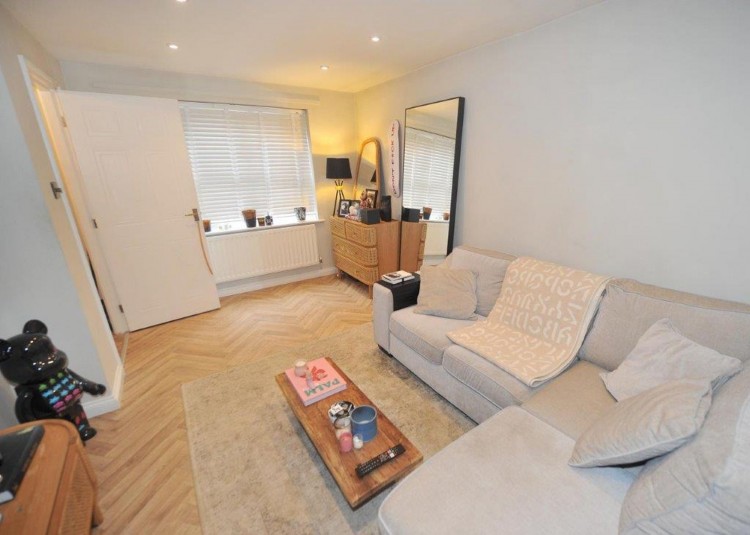 Images for Patting Close, Irlam, M44 EAID:3405264228 BID:2714ea13-4875-41c2-9250-130c9b5cb2ff