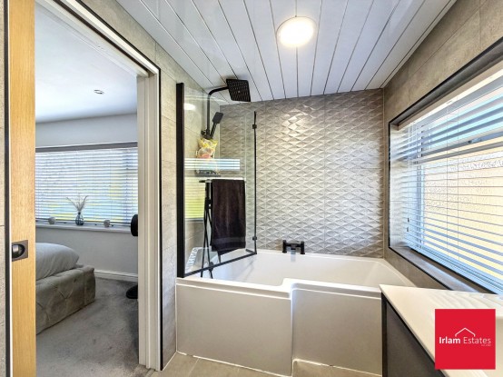 Images for Princes Avenue, Irlam, M44 EAID:3405264228 BID:2714ea13-4875-41c2-9250-130c9b5cb2ff