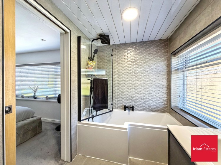 Images for Princes Avenue, Irlam, M44 EAID:3405264228 BID:2714ea13-4875-41c2-9250-130c9b5cb2ff