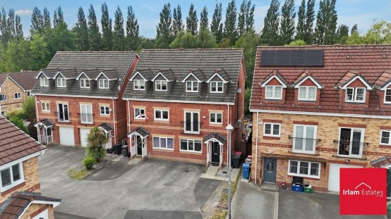 Images for Ferrymasters Way, Irlam, M44 EAID:3405264228 BID:2714ea13-4875-41c2-9250-130c9b5cb2ff