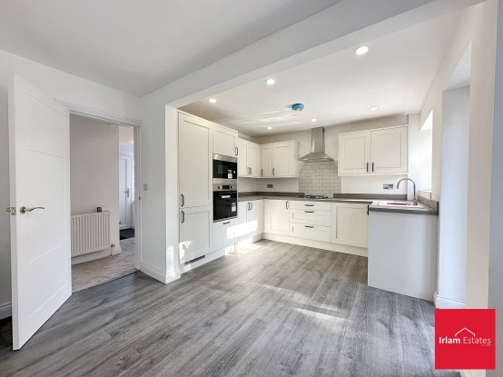 Images for Ridingfold Lane, Worsley, M28 EAID:3405264228 BID:2714ea13-4875-41c2-9250-130c9b5cb2ff