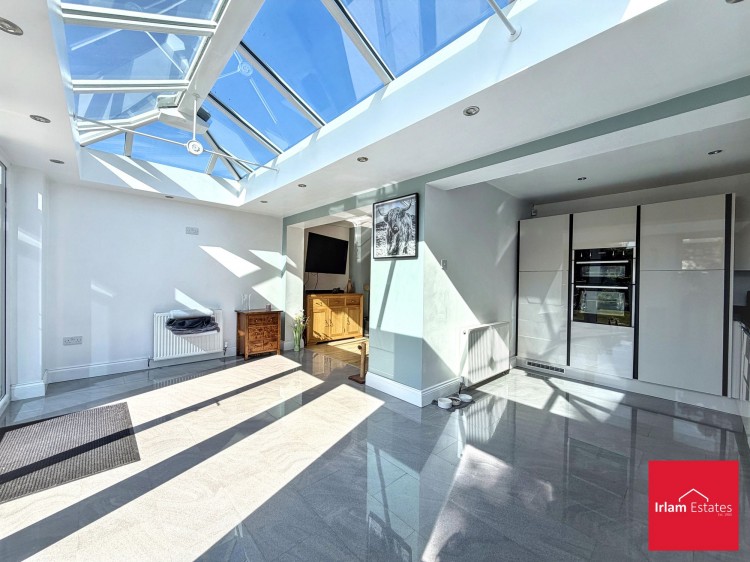 Images for Platts Drive, Irlam, M44 EAID:3405264228 BID:2714ea13-4875-41c2-9250-130c9b5cb2ff