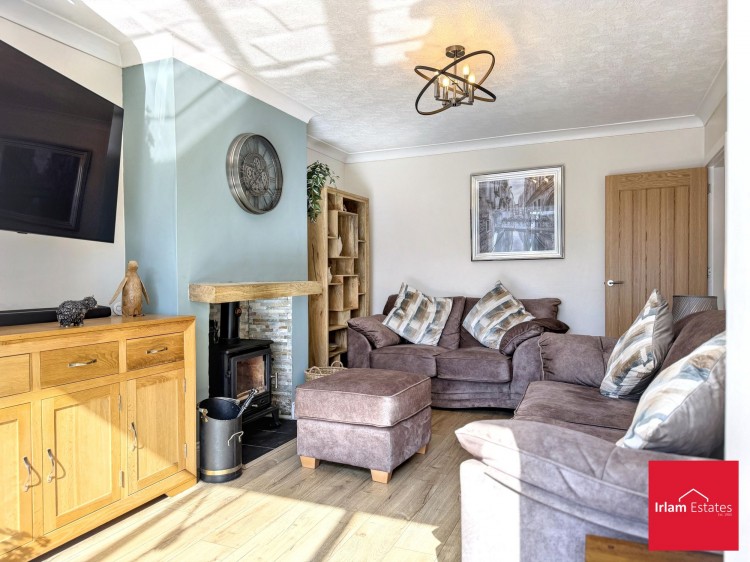 Images for Platts Drive, Irlam, M44 EAID:3405264228 BID:2714ea13-4875-41c2-9250-130c9b5cb2ff