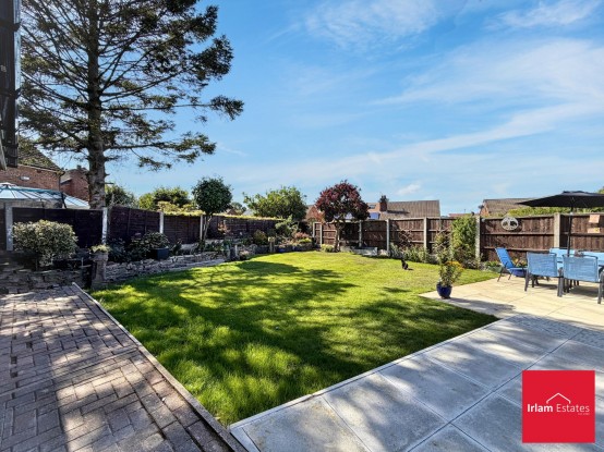 Images for Platts Drive, Irlam, M44 EAID:3405264228 BID:2714ea13-4875-41c2-9250-130c9b5cb2ff
