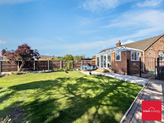 Images for Platts Drive, Irlam, M44 EAID:3405264228 BID:2714ea13-4875-41c2-9250-130c9b5cb2ff