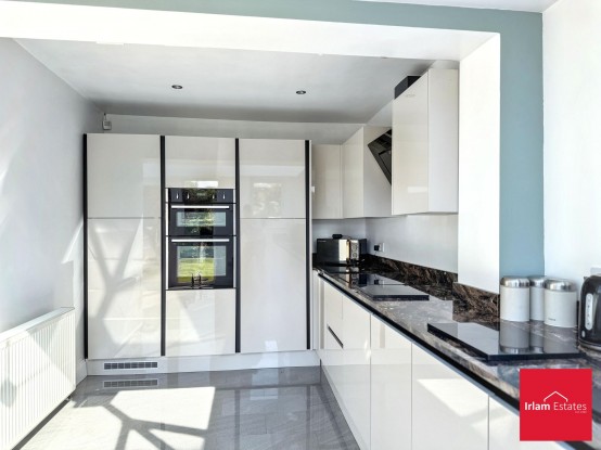 Images for Platts Drive, Irlam, M44 EAID:3405264228 BID:2714ea13-4875-41c2-9250-130c9b5cb2ff