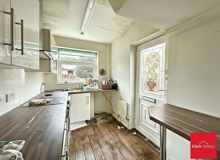 Images for School Lane, Irlam, M44 EAID:3405264228 BID:2714ea13-4875-41c2-9250-130c9b5cb2ff