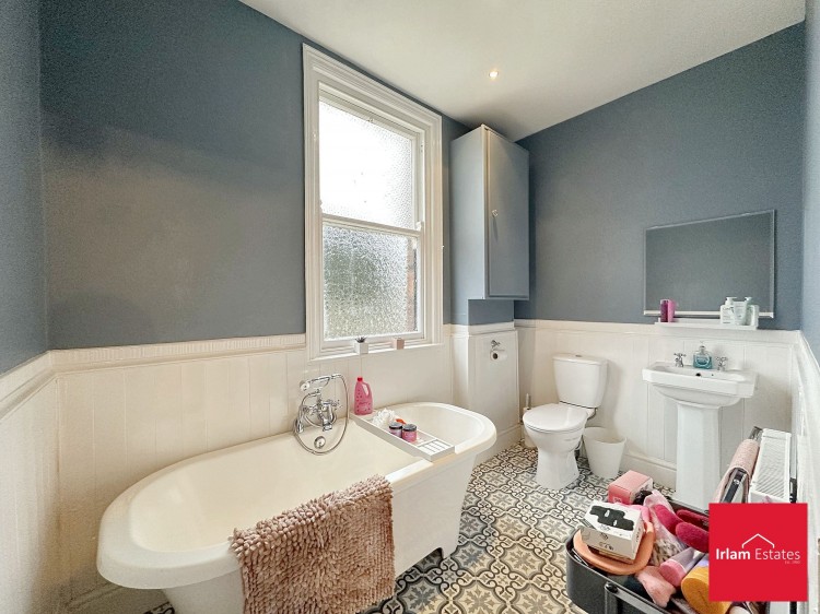 Images for Grange Drive, Eccles, M30 EAID:3405264228 BID:2714ea13-4875-41c2-9250-130c9b5cb2ff