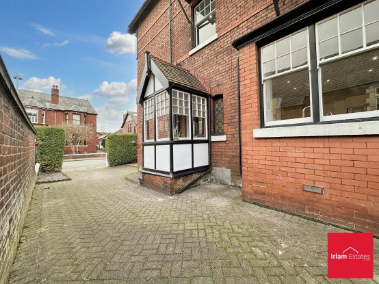 Images for Grange Drive, Eccles, M30 EAID:3405264228 BID:2714ea13-4875-41c2-9250-130c9b5cb2ff