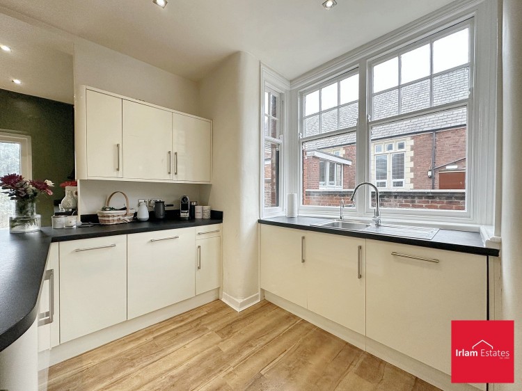 Images for Grange Drive, Eccles, M30 EAID:3405264228 BID:2714ea13-4875-41c2-9250-130c9b5cb2ff