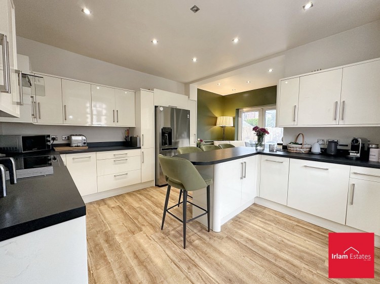 Images for Grange Drive, Eccles, M30 EAID:3405264228 BID:2714ea13-4875-41c2-9250-130c9b5cb2ff