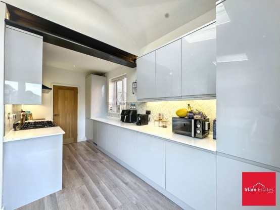 Images for Silverdale Avenue, Irlam, M44 EAID:3405264228 BID:2714ea13-4875-41c2-9250-130c9b5cb2ff