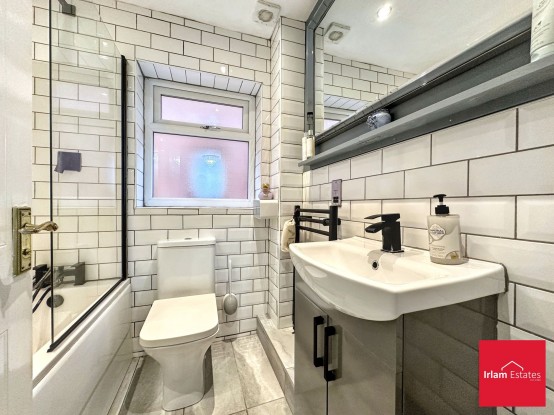 Images for Buttermill Close, Irlam, M44 EAID:3405264228 BID:2714ea13-4875-41c2-9250-130c9b5cb2ff