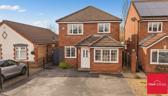 Images for Sunflower Meadow, Irlam, M44 EAID:3405264228 BID:2714ea13-4875-41c2-9250-130c9b5cb2ff