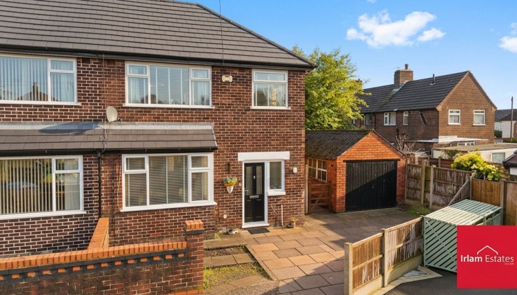 Images for Rose Crescent, Irlam, M44 EAID:3405264228 BID:2714ea13-4875-41c2-9250-130c9b5cb2ff
