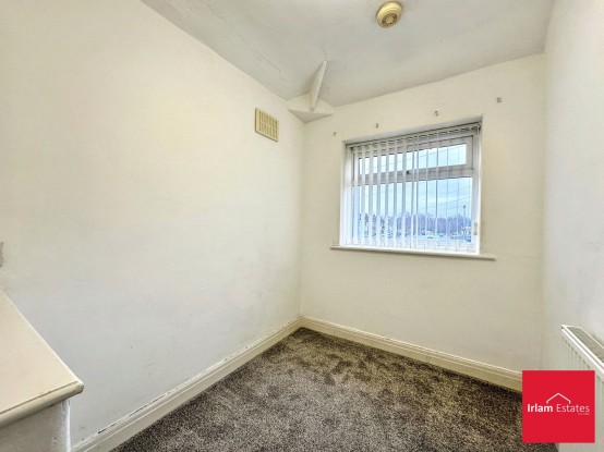 Images for Harewood Road, Irlam, M44 EAID:3405264228 BID:2714ea13-4875-41c2-9250-130c9b5cb2ff