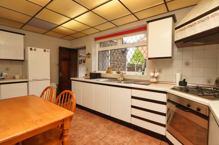 Images for Chestnut Avenue, Cadishead, M44 EAID:3405264228 BID:2714ea13-4875-41c2-9250-130c9b5cb2ff