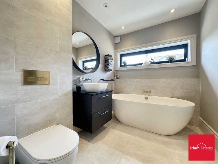 Images for Leigh Road, Worsley, M28 EAID:3405264228 BID:2714ea13-4875-41c2-9250-130c9b5cb2ff