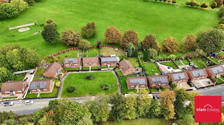 Images for Fairhills Road, Irlam, M44 EAID:3405264228 BID:2714ea13-4875-41c2-9250-130c9b5cb2ff