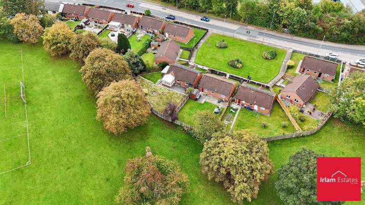 Images for Fairhills Road, Irlam, M44 EAID:3405264228 BID:2714ea13-4875-41c2-9250-130c9b5cb2ff