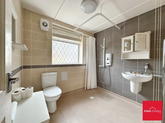 Images for Fairhills Road, Irlam, M44 EAID:3405264228 BID:2714ea13-4875-41c2-9250-130c9b5cb2ff