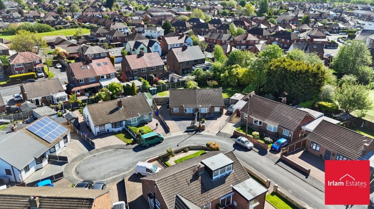 Images for Platts Drive, Irlam, M44 EAID:3405264228 BID:2714ea13-4875-41c2-9250-130c9b5cb2ff