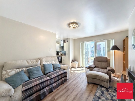 Images for Platts Drive, Irlam, M44 EAID:3405264228 BID:2714ea13-4875-41c2-9250-130c9b5cb2ff