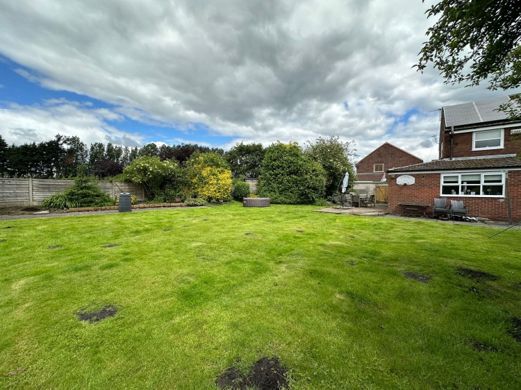 Images for Greenside Drive, Irlam, M44 EAID:3405264228 BID:2714ea13-4875-41c2-9250-130c9b5cb2ff